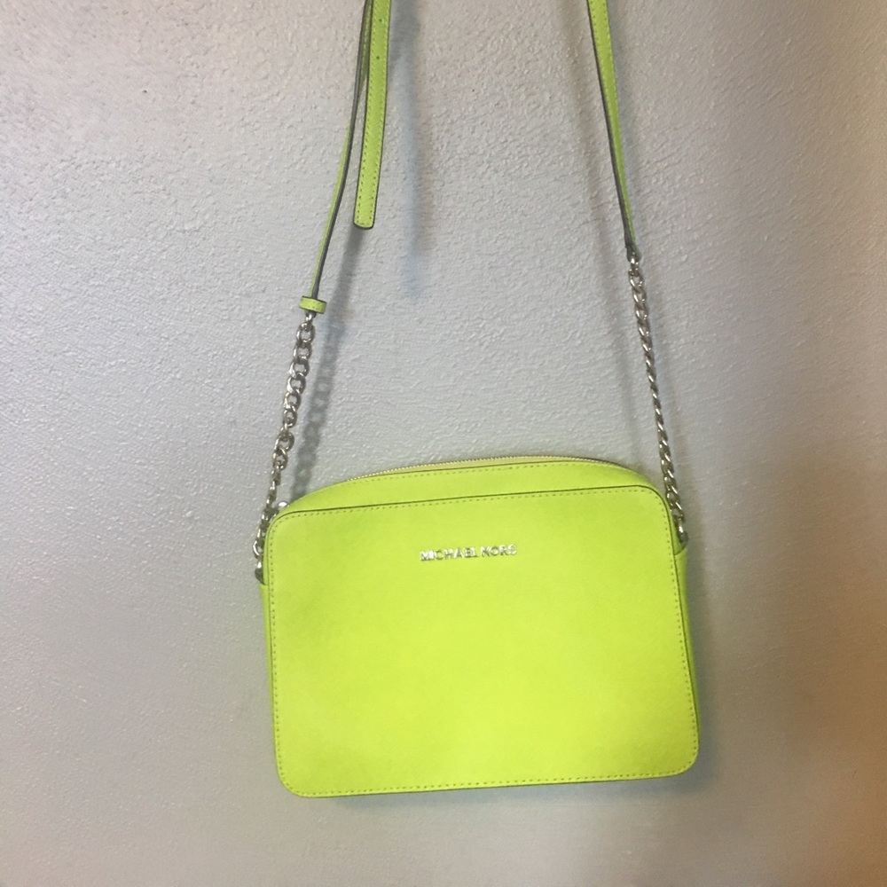 Michael Kors lime crossbody